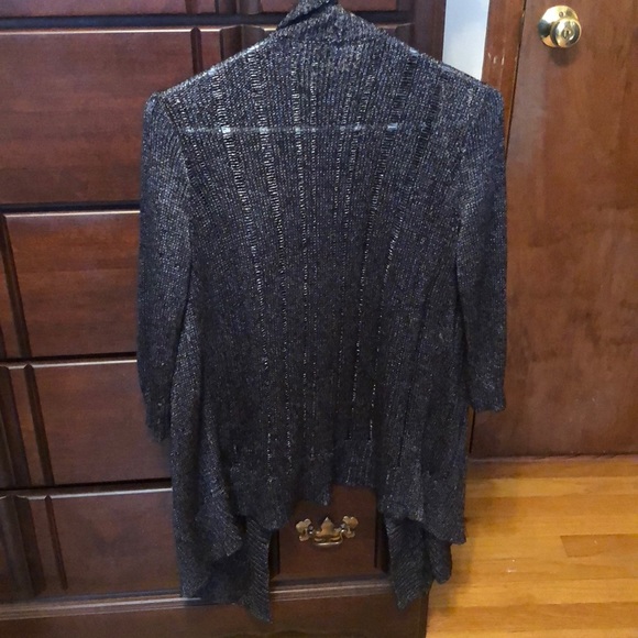 Metallic shawl - Picture 2 of 2